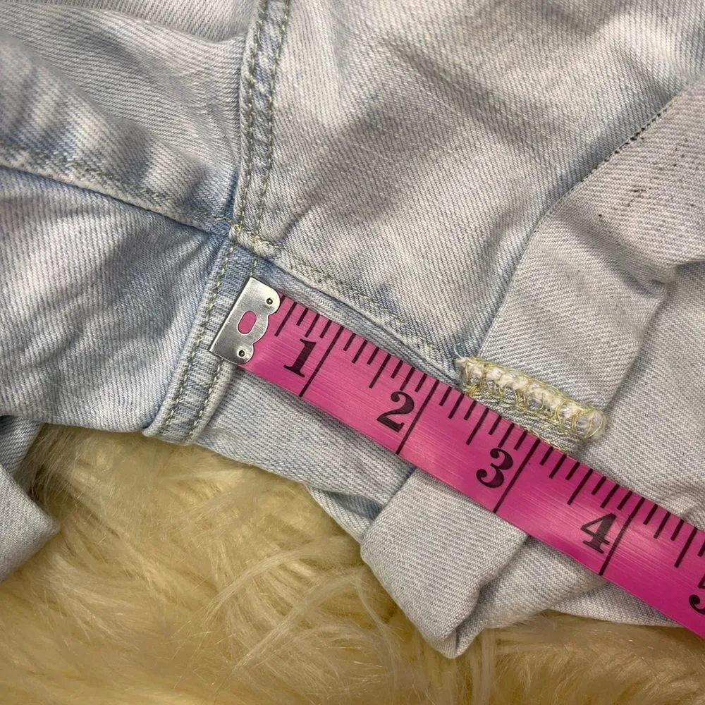 Old Navy stone washed cuffed boyfriend denim shorts sz 18